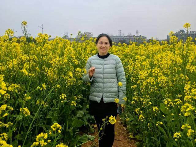 【模范教师风采】黄伟莉：深耕课堂守匠心 温情育人显担当